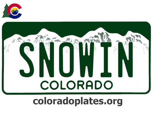 Colorado license plate with the text SNOWN along with the Colorado state logo and coloradoplates.org